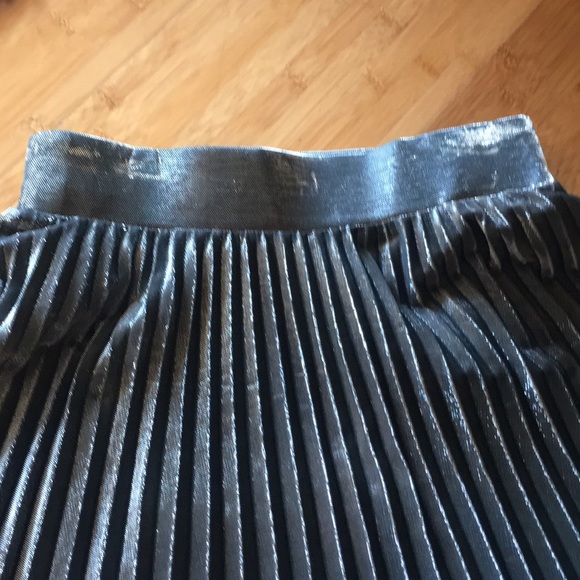 Anthropologie skirt - Picture 5 of 8